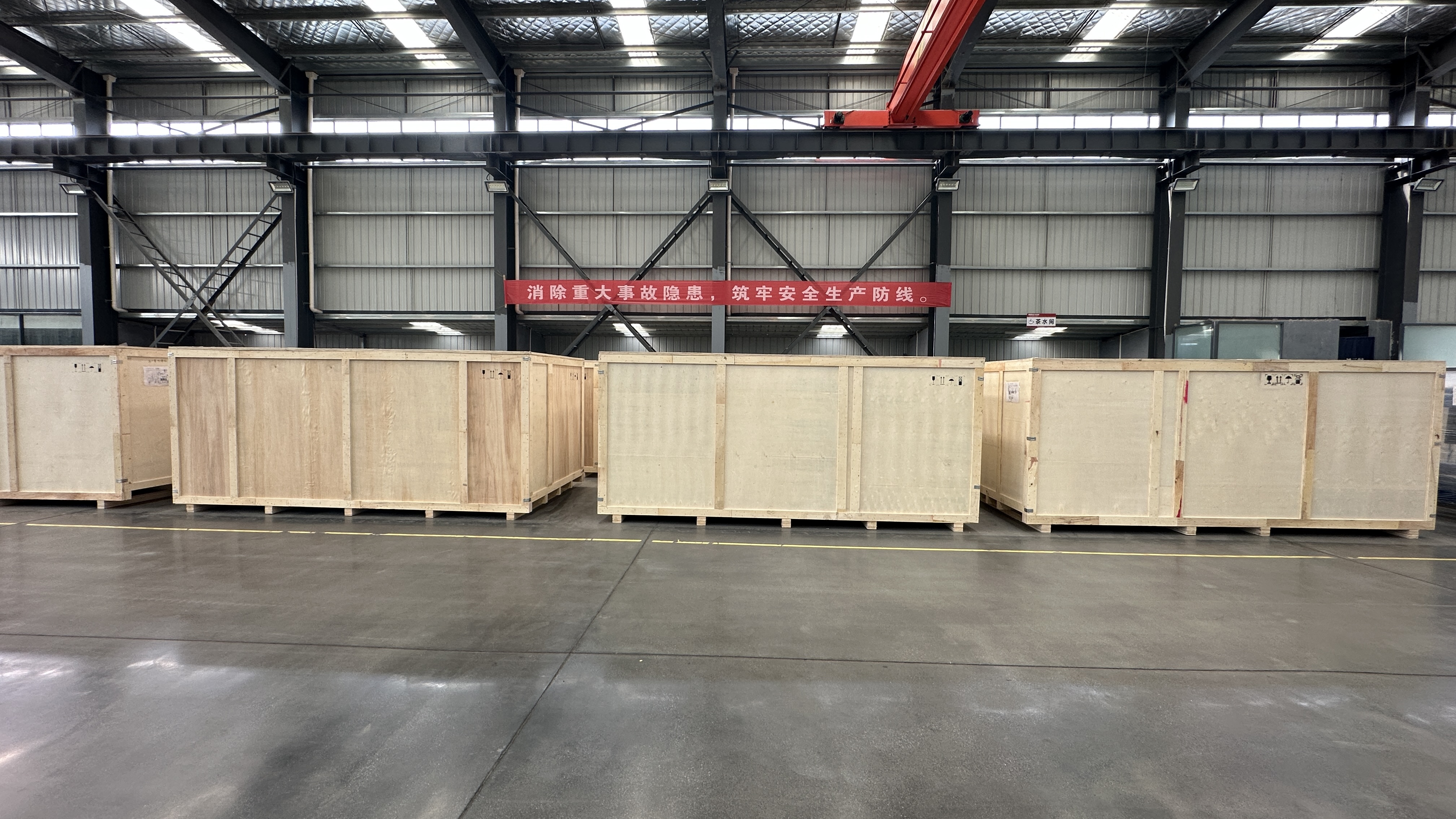 美奇斯13臺龍門式纏繞機(jī)揚(yáng)帆出海(圖1)